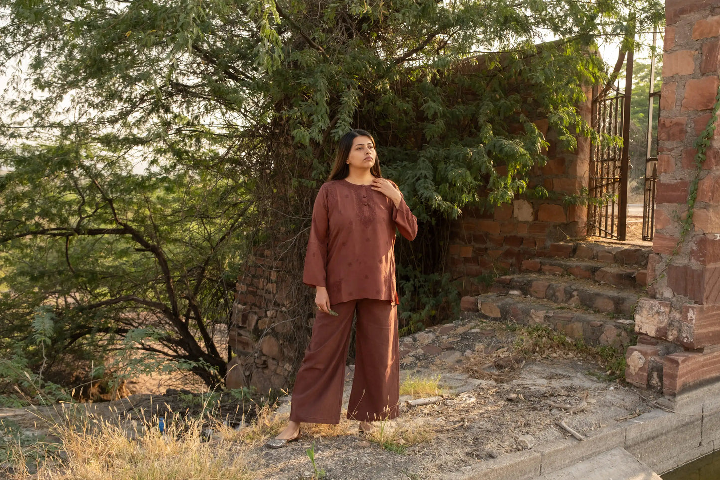 Amhara Chikankari Silk Co-ord Set (2 Pieces) - Cocoa Brown