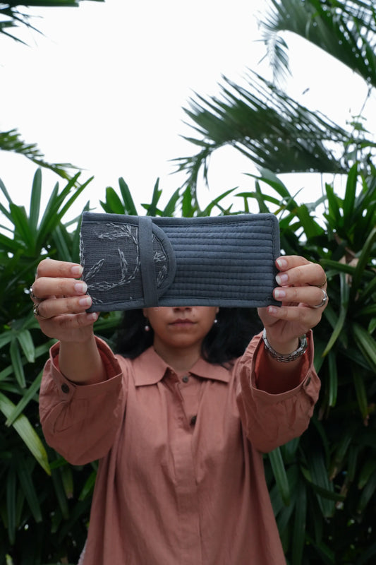 Amhara Chikankari Spectacle Case